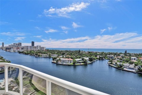 Copropriété à vendre à Aventura, Floride: 3 chambres, 220.18 m2 № 1281457 - photo 7