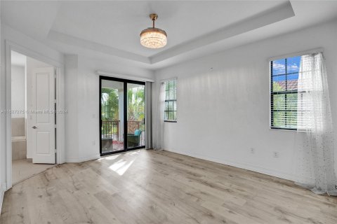 Townhouse in Pembroke Pines, Florida 3 bedrooms, 208.66 sq.m. № 1281497 - photo 11