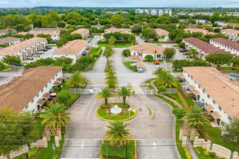 Condominio en venta en Homestead, Florida, 3 dormitorios, 155.7 m2 № 1064952 - foto 17