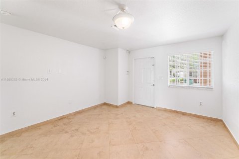 Condominio en venta en Homestead, Florida, 3 dormitorios, 155.7 m2 № 1064952 - foto 3