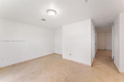 Condominio en venta en Homestead, Florida, 3 dormitorios, 155.7 m2 № 1064952 - foto 7