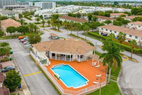 Condominio en venta en Homestead, Florida, 3 dormitorios, 155.7 m2 № 1064952 - foto 18