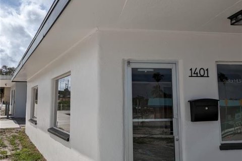 Immobilier commercial à louer à Clearwater, Floride: 57.97 m2 № 1343494 - photo 3