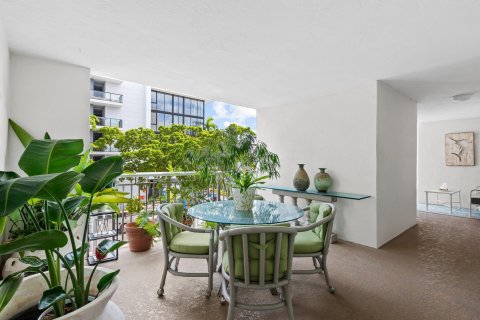 Condo in Fort Lauderdale, Florida, 2 bedrooms  № 1075056 - photo 4