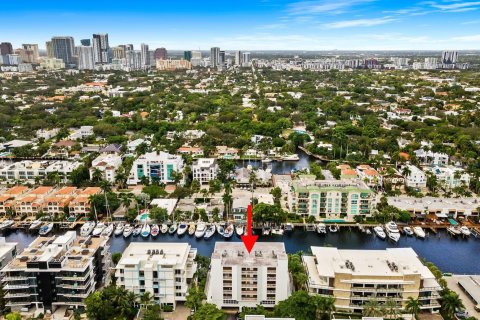 Condo in Fort Lauderdale, Florida, 2 bedrooms  № 1075056 - photo 23