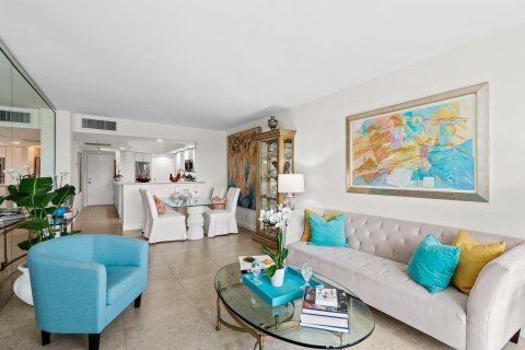 Condo in Fort Lauderdale, Florida, 2 bedrooms  № 1075056 - photo 13