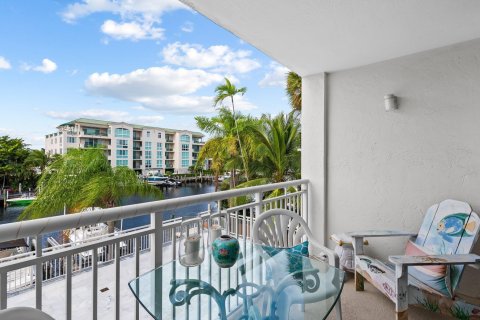 Condo in Fort Lauderdale, Florida, 2 bedrooms  № 1075056 - photo 3