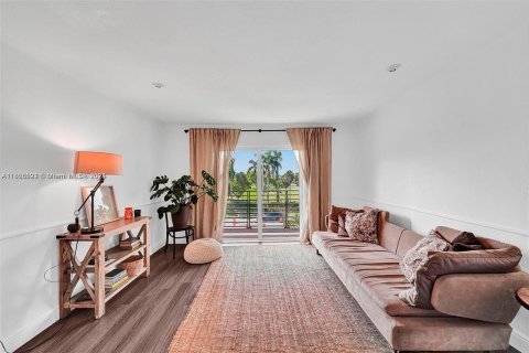 Condominio en venta en Miami Beach, Florida, 3 dormitorios, 108.7 m2 № 1076665 - foto 5