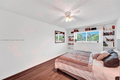 Copropriété à vendre à Miami Beach, Floride: 3 chambres, 108.7 m2 № 1076665 - photo 13