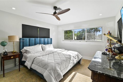 Casa en venta en Wilton Manors, Florida, 4 dormitorios, 175.49 m2 № 1377079 - foto 15