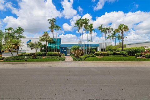 Propiedad comercial en venta en Hollywood, Florida № 1236038 - foto 5