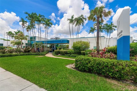 Propiedad comercial en venta en Hollywood, Florida № 1236038 - foto 6