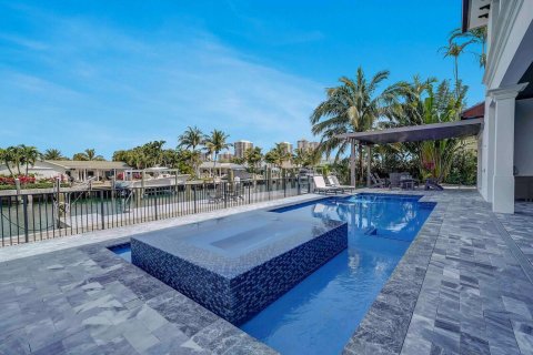 Villa ou maison à vendre à Riviera Beach, Floride: 5 chambres, 390.56 m2 № 1045744 - photo 17