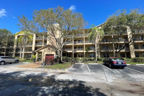 Condominio en venta en Pembroke Pines, Florida, 2 dormitorios, 110.74 m2 № 1225365 - foto 5