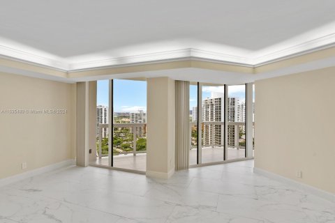 Condominio en venta en Aventura, Florida, 3 dormitorios, 181.16 m2 № 1305954 - foto 8