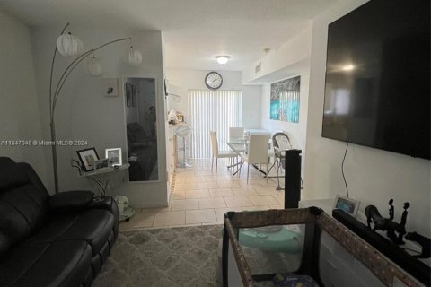 Condo in Homestead, Florida, 3 bedrooms  № 1329739 - photo 14