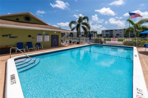 Condominio en venta en Dania Beach, Florida, 2 dormitorios, 106.28 m2 № 1073483 - foto 2