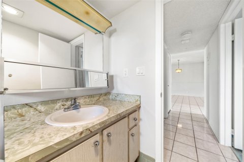 Condominio en venta en Dania Beach, Florida, 2 dormitorios, 106.28 m2 № 1073483 - foto 10