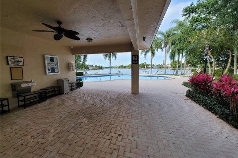 Villa ou maison à vendre à Pembroke Pines, Floride: 3 chambres, 155.61 m2 № 1171414 - photo 7