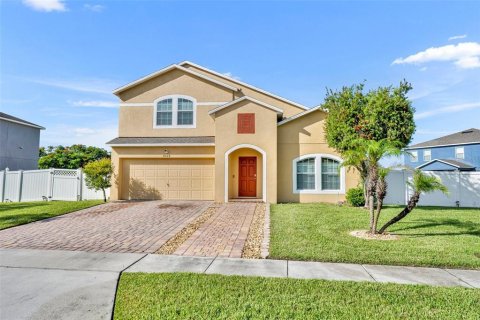 Casa en venta en Kissimmee, Florida, 4 dormitorios, 214.14 m2 № 1346995 - foto 1