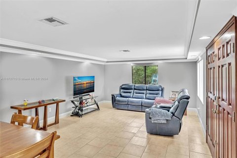 Casa en venta en North Miami Beach, Florida, 3 dormitorios, 171.68 m2 № 1397421 - foto 8