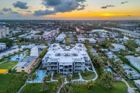 Copropriété à vendre à Delray Beach, Floride: 4 chambres, 355.82 m2 № 1160782 - photo 4