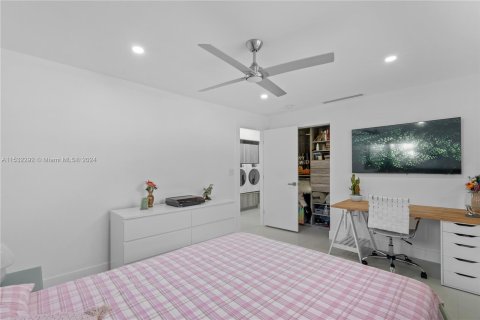 Casa en venta en Miami Springs, Florida, 4 dormitorios, 160.54 m2 № 1019333 - foto 26