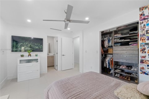 Casa en venta en Miami Springs, Florida, 4 dormitorios, 160.54 m2 № 1019333 - foto 28