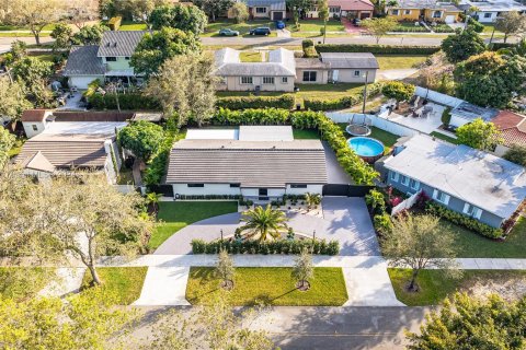 Villa ou maison à vendre à Miami Springs, Floride: 4 chambres, 160.54 m2 № 1019333 - photo 7