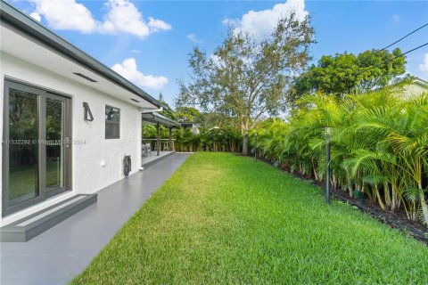 Casa en venta en Miami Springs, Florida, 4 dormitorios, 160.54 m2 № 1019333 - foto 30
