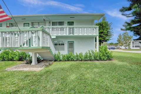 Condo in Deerfield Beach, Florida, 2 bedrooms  № 1067461 - photo 28