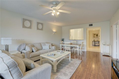 Condominio en alquiler en Juno Beach, Florida, 2 dormitorios, 110.74 m2 № 1067459 - foto 2