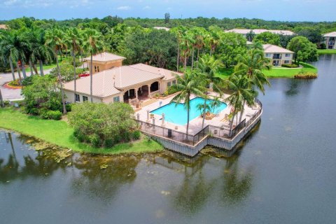 Condominio en venta en Royal Palm Beach, Florida, 2 dormitorios, 102.84 m2 № 1081578 - foto 3