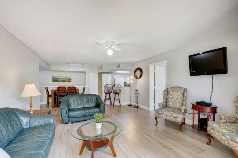 Condominio en venta en Royal Palm Beach, Florida, 2 dormitorios, 102.84 m2 № 1081578 - foto 29