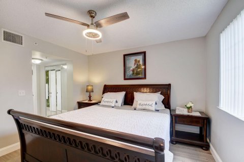 Condominio en venta en Royal Palm Beach, Florida, 2 dormitorios, 102.84 m2 № 1081578 - foto 15