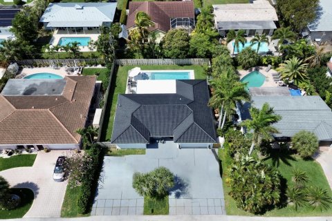 Casa en venta en Lighthouse Point, Florida, 3 dormitorios, 191.66 m2 № 1049894 - foto 1