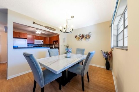 Condo in West Palm Beach, Florida, 1 bedroom  № 1079800 - photo 8