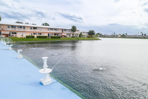 Condominio en venta en Hallandale Beach, Florida, 1 dormitorio, 58.06 m2 № 1047327 - foto 22