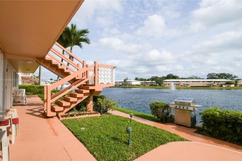 Condominio en venta en Hallandale Beach, Florida, 1 dormitorio, 58.06 m2 № 1047327 - foto 14