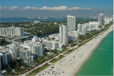 Condominio en venta en Miami Beach, Florida, 24.15 m2 № 1294740 - foto 13