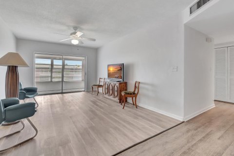 Condominio en venta en Boca Raton, Florida, 1 dormitorio, 67.54 m2 № 1075786 - foto 10