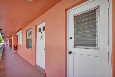 Condominio en venta en Boca Raton, Florida, 1 dormitorio, 67.54 m2 № 1075786 - foto 13