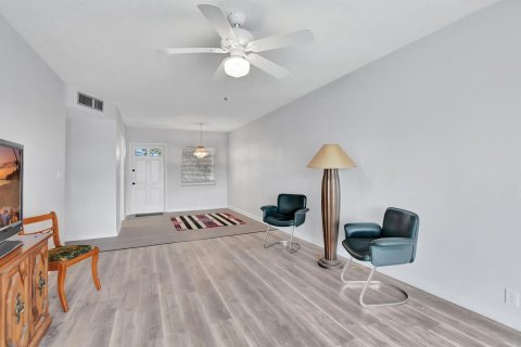 Condominio en venta en Boca Raton, Florida, 1 dormitorio, 67.54 m2 № 1075786 - foto 11