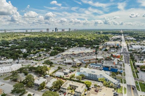 Condo in Tampa, Florida, 1 bedroom  № 1417370 - photo 27