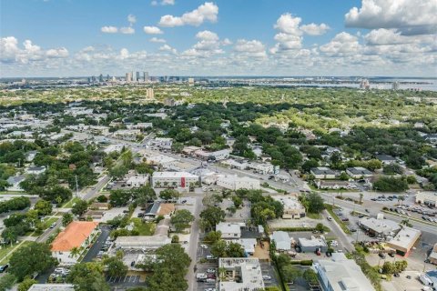 Condo in Tampa, Florida, 1 bedroom  № 1417370 - photo 29