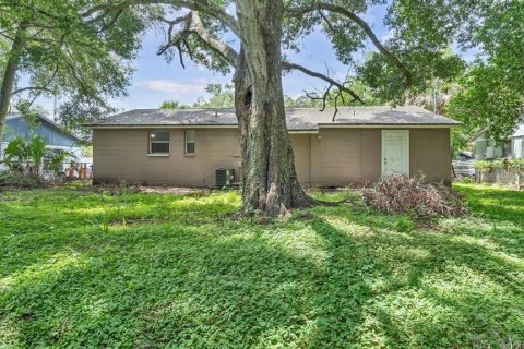 House in Tampa, Florida 3 bedrooms, 80.27 sq.m. № 1356050 - photo 24