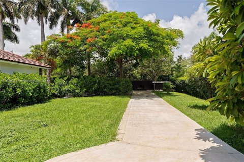 Villa ou maison à vendre à Palmetto Bay, Floride: 5 chambres, 275.92 m2 № 1306282 - photo 11