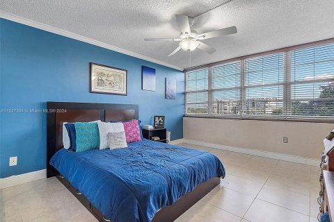 Copropriété à vendre à Pembroke Pines, Floride: 2 chambres, 104.05 m2 № 1021416 - photo 13