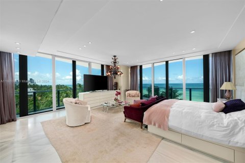 Condo in Sunny Isles Beach, Florida, 4 bedrooms  № 1184090 - photo 17