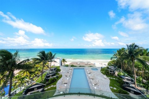 Condo in Sunny Isles Beach, Florida, 4 bedrooms  № 1184090 - photo 9